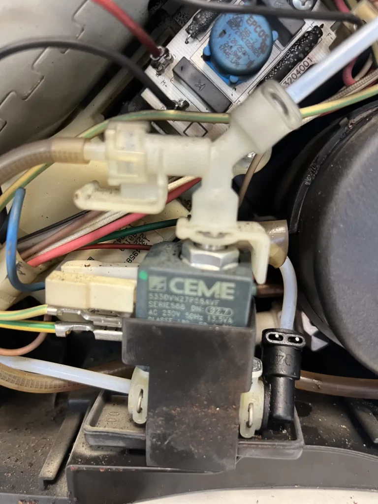 Wymiana dolnego elektrozaworu